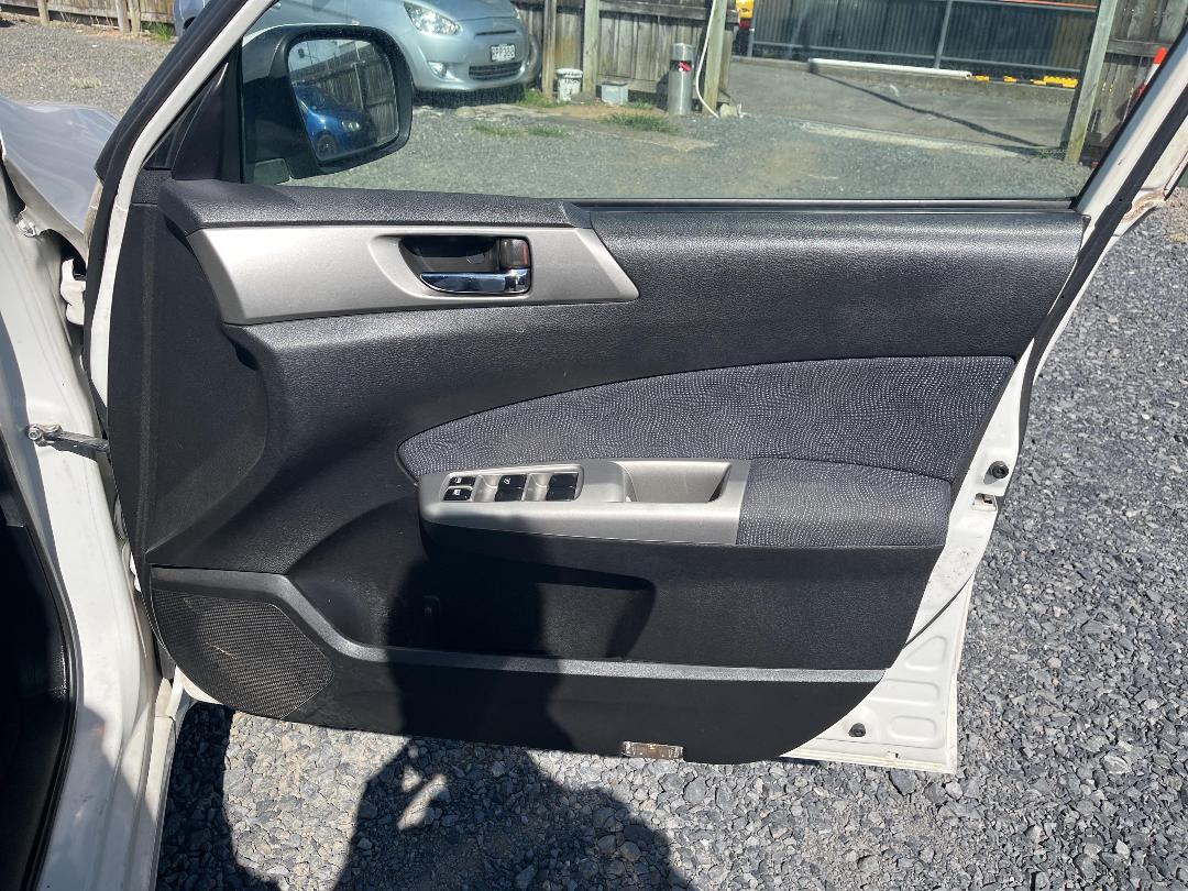 Photo '13' of Subaru Exiga