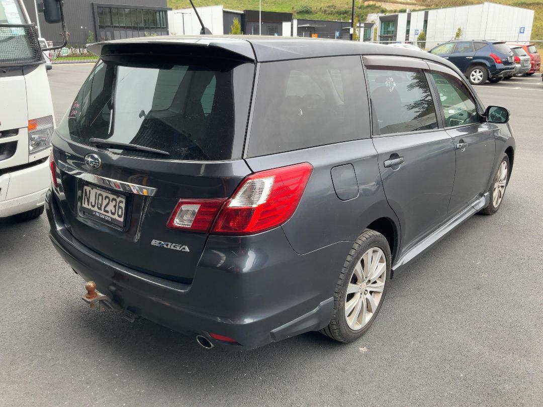 Photo '7' of Subaru Exiga