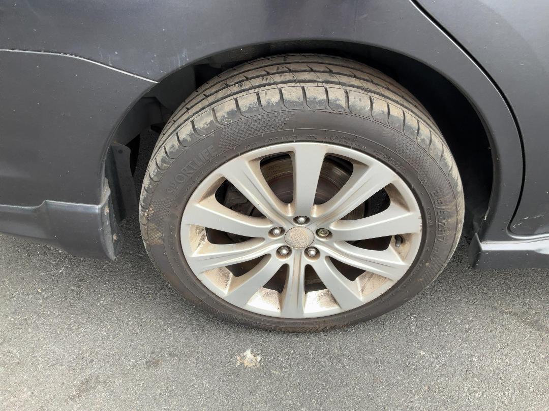 Photo '9' of Subaru Exiga