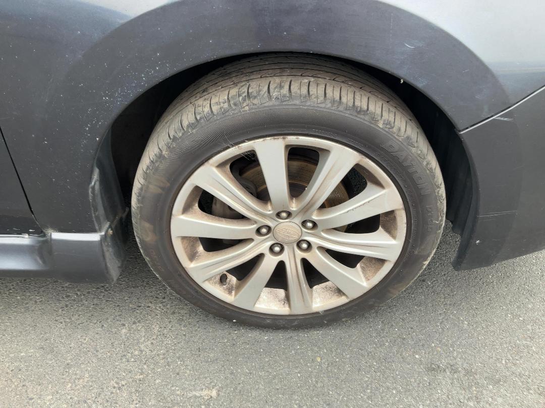 Photo '10' of Subaru Exiga