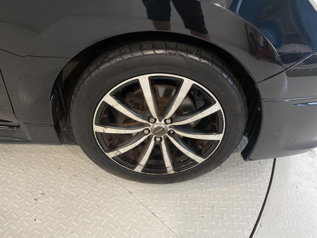 Photo '9' of Subaru Exiga