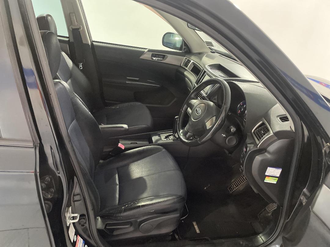 Photo '16' of Subaru Exiga