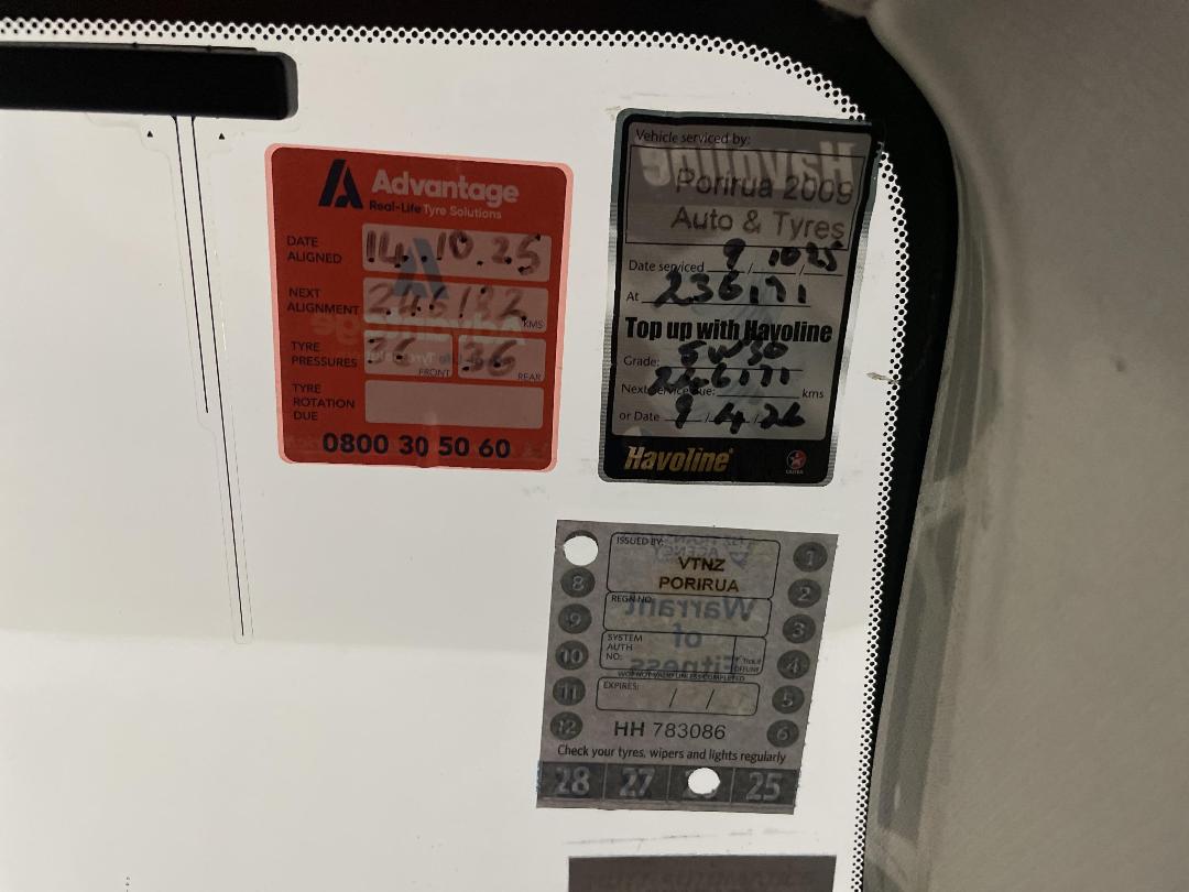 Photo '31' of Subaru Exiga