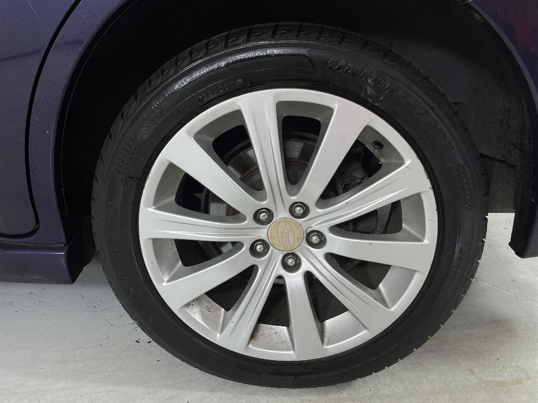 Photo '11' of Subaru Exiga Photo '11' of Subaru Exiga