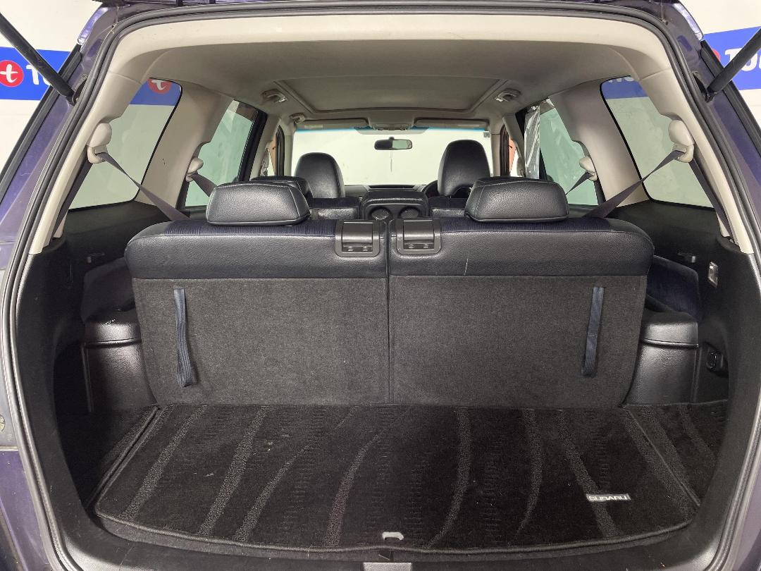 Photo '14' of Subaru Exiga Photo '14' of Subaru Exiga