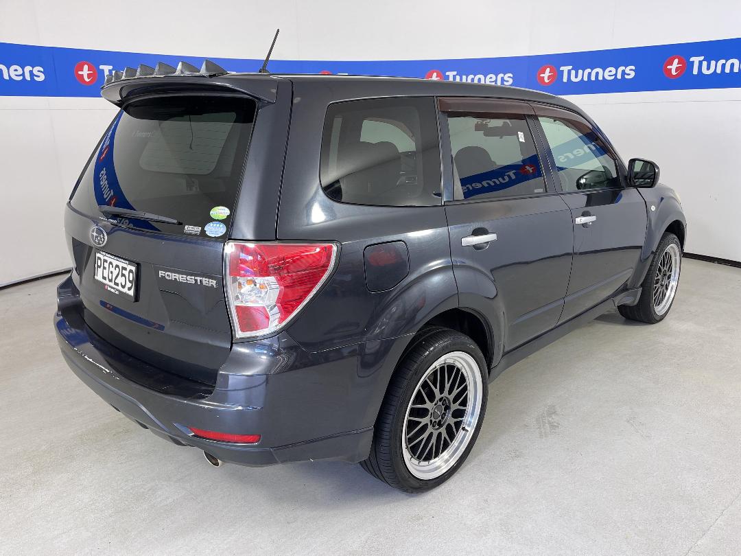 Photo '7' of Subaru Forester