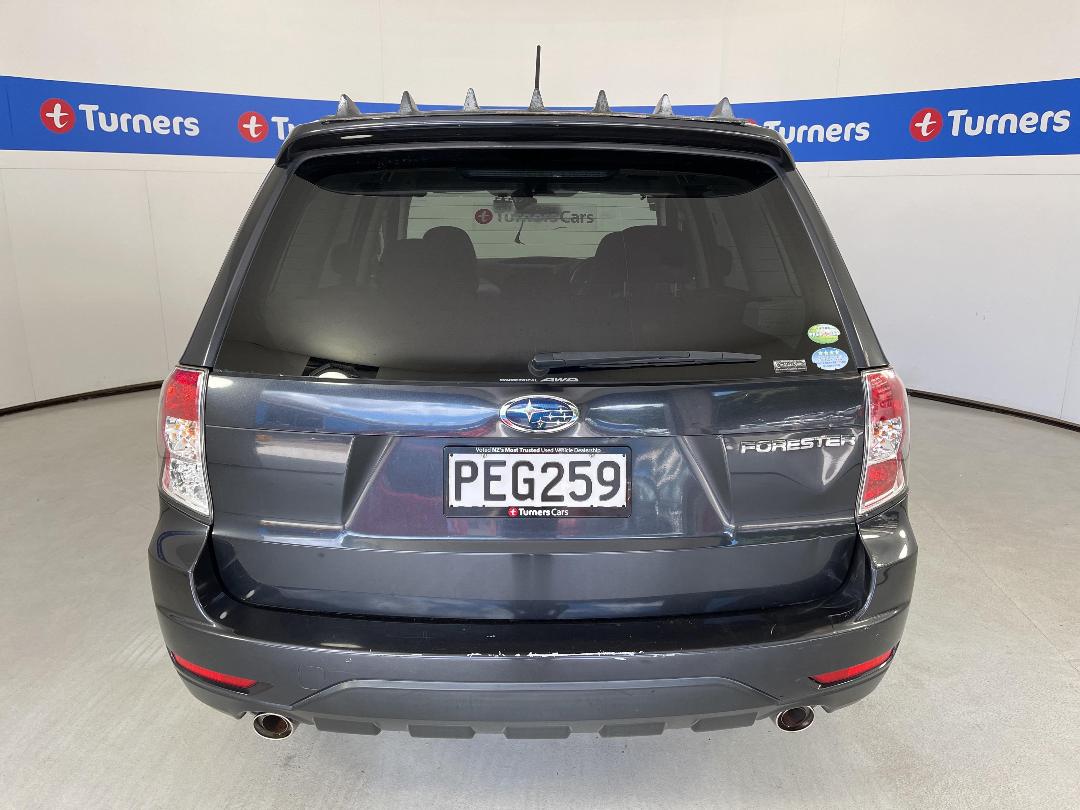 Photo '6' of Subaru Forester