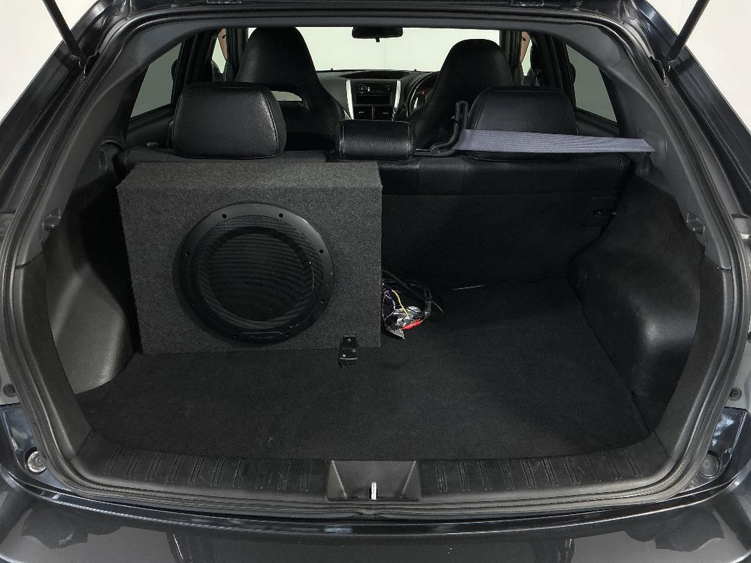 Photo '14' of Subaru Impreza Photo '14' of Subaru Impreza