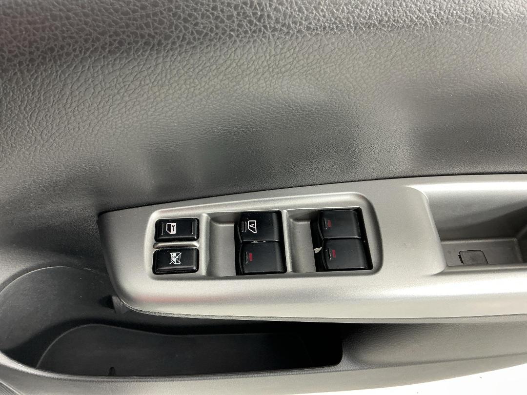 Photo '25' of Subaru Impreza Photo '25' of Subaru Impreza