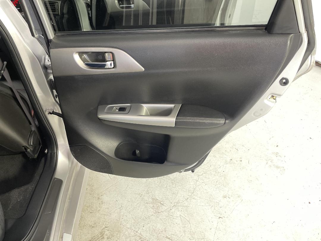 Photo '19' of Subaru Impreza