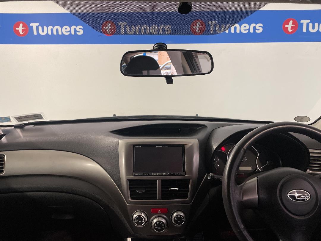 Photo '17' of Subaru Impreza Photo '17' of Subaru Impreza