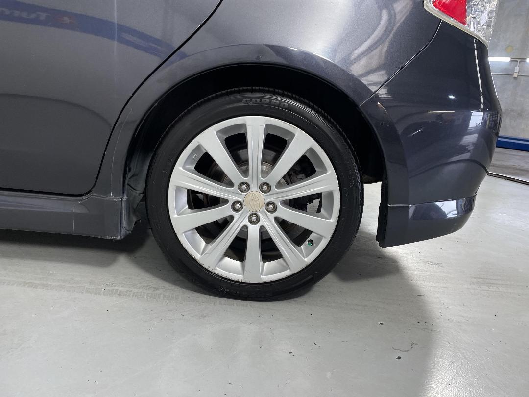 Photo '11' of Subaru Impreza Photo '11' of Subaru Impreza