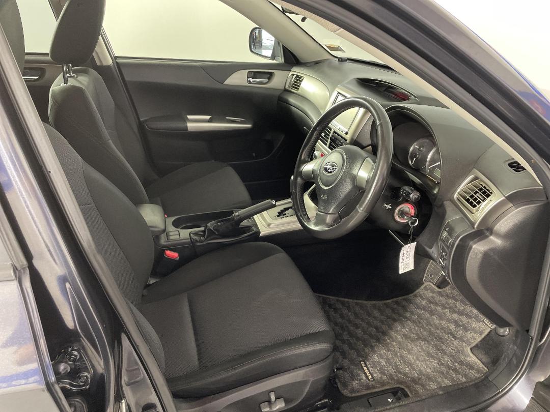 Photo '16' of Subaru Impreza Photo '16' of Subaru Impreza