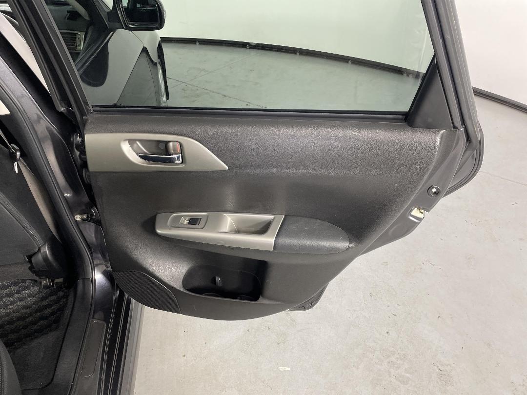 Photo '19' of Subaru Impreza Photo '19' of Subaru Impreza