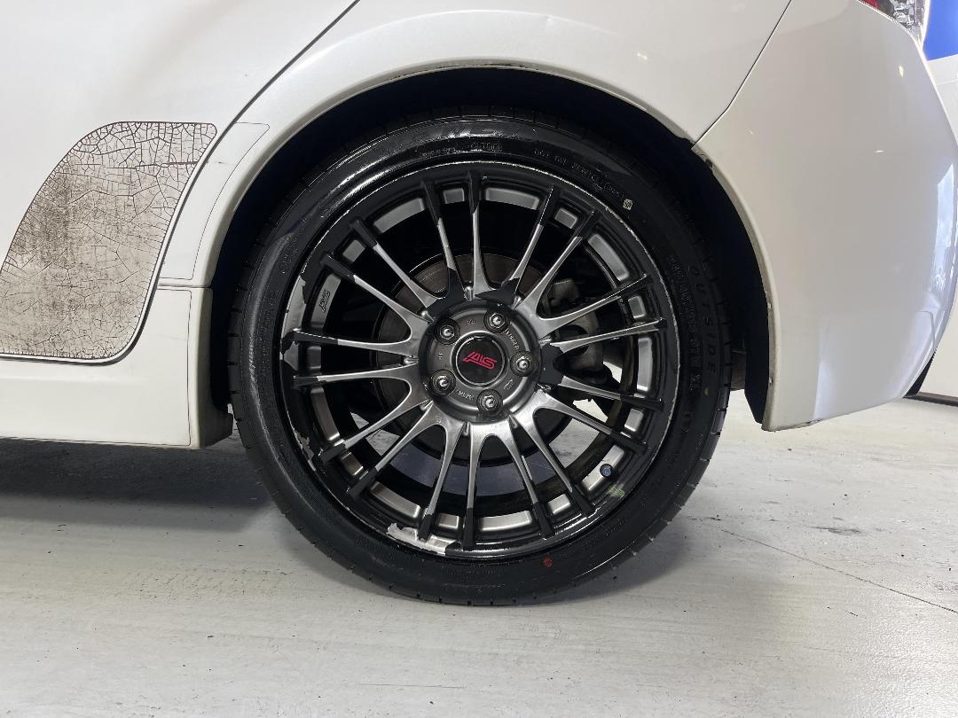 Photo '11' of Subaru Impreza Photo '11' of Subaru Impreza