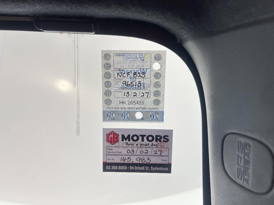 Photo '32' of Subaru Impreza Photo '32' of Subaru Impreza