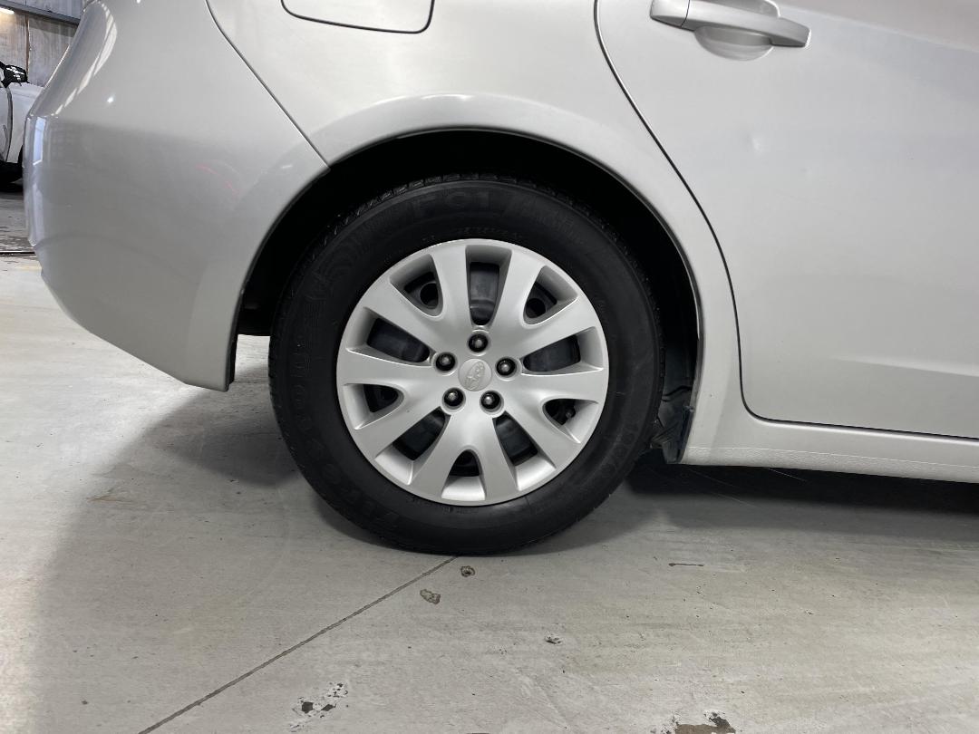 Photo '12' of Subaru Impreza