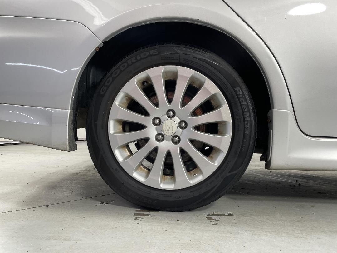 Photo '12' of Subaru Impreza