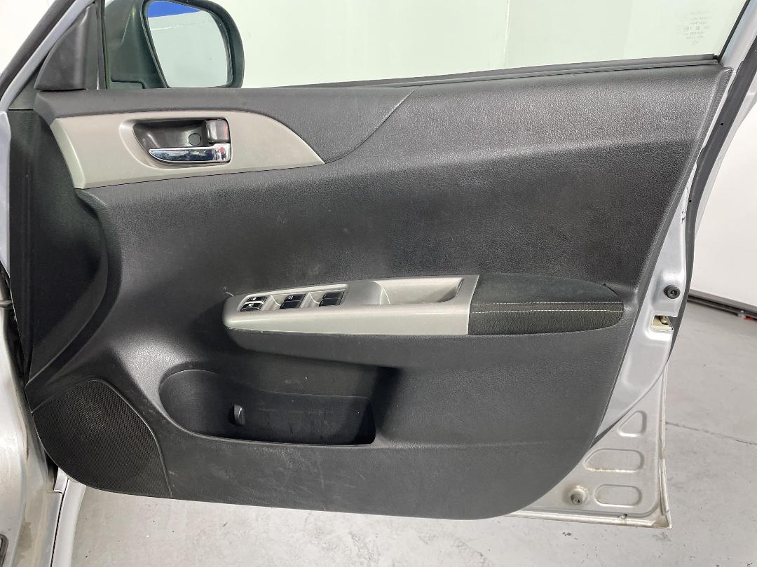 Photo '15' of Subaru Impreza