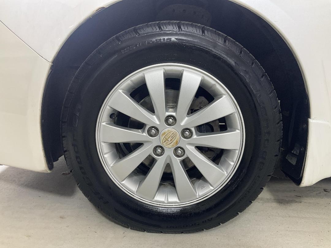 Photo '10' of Subaru Impreza Photo '10' of Subaru Impreza