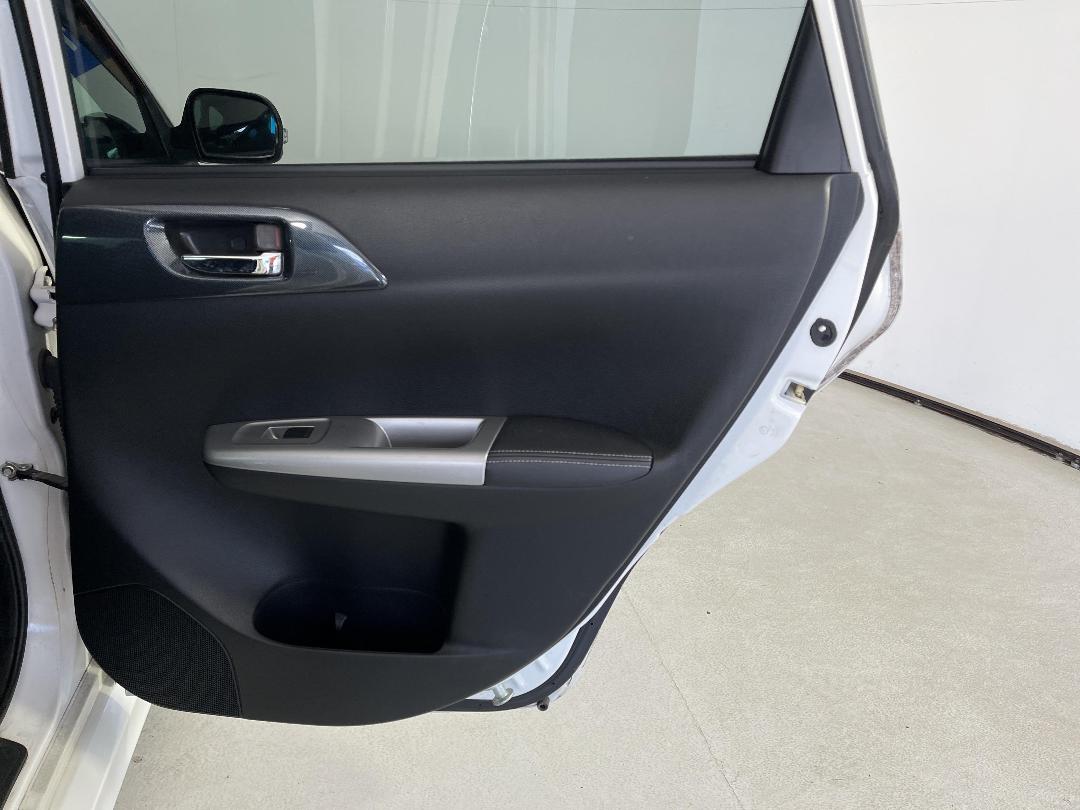 Photo '19' of Subaru Impreza Photo '19' of Subaru Impreza