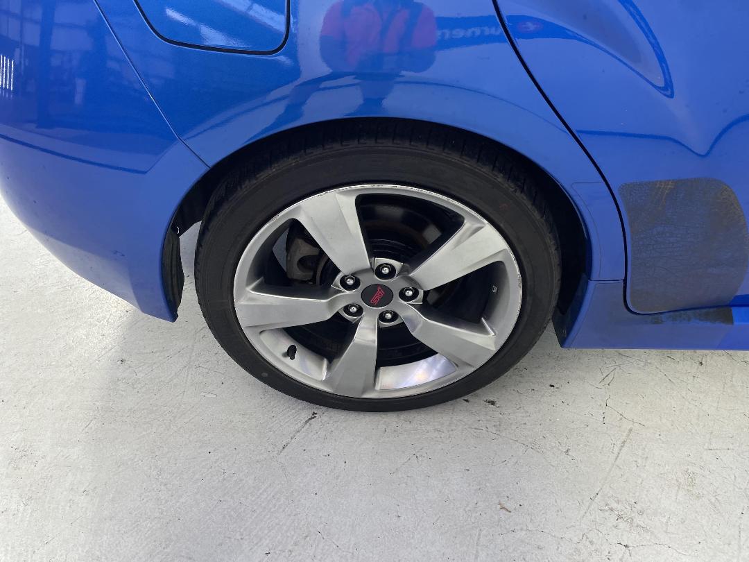 Photo '12' of Subaru Impreza