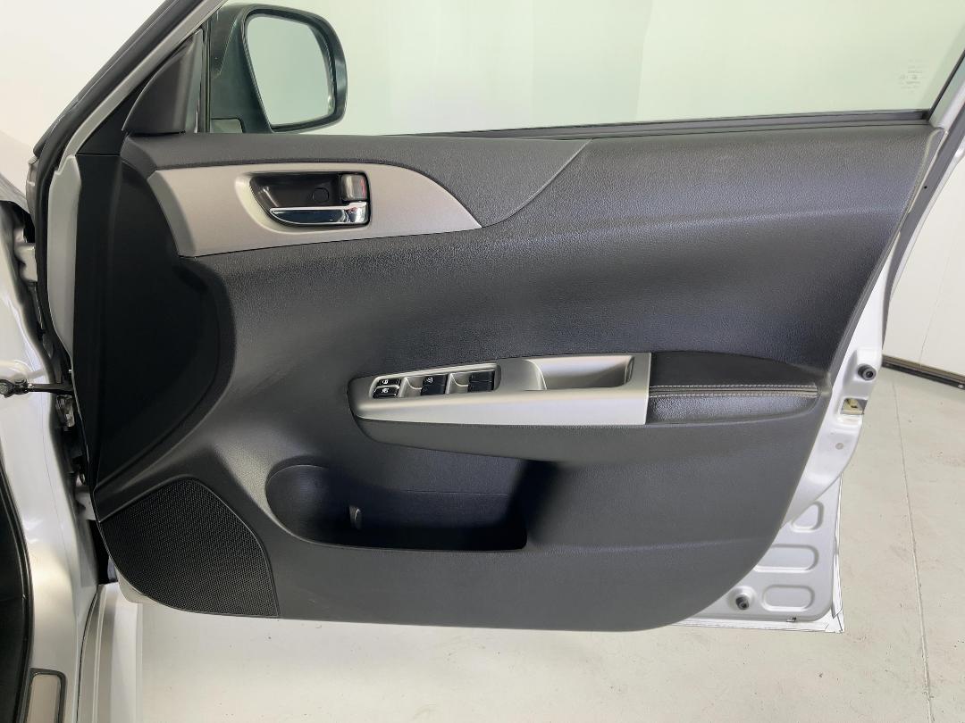 Photo '15' of Subaru Impreza