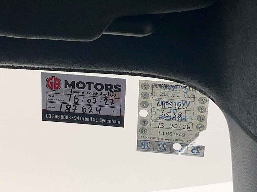 Photo '32' of Subaru Impreza