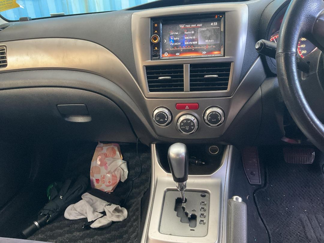 Photo '8' of Subaru Impreza Photo '8' of Subaru Impreza