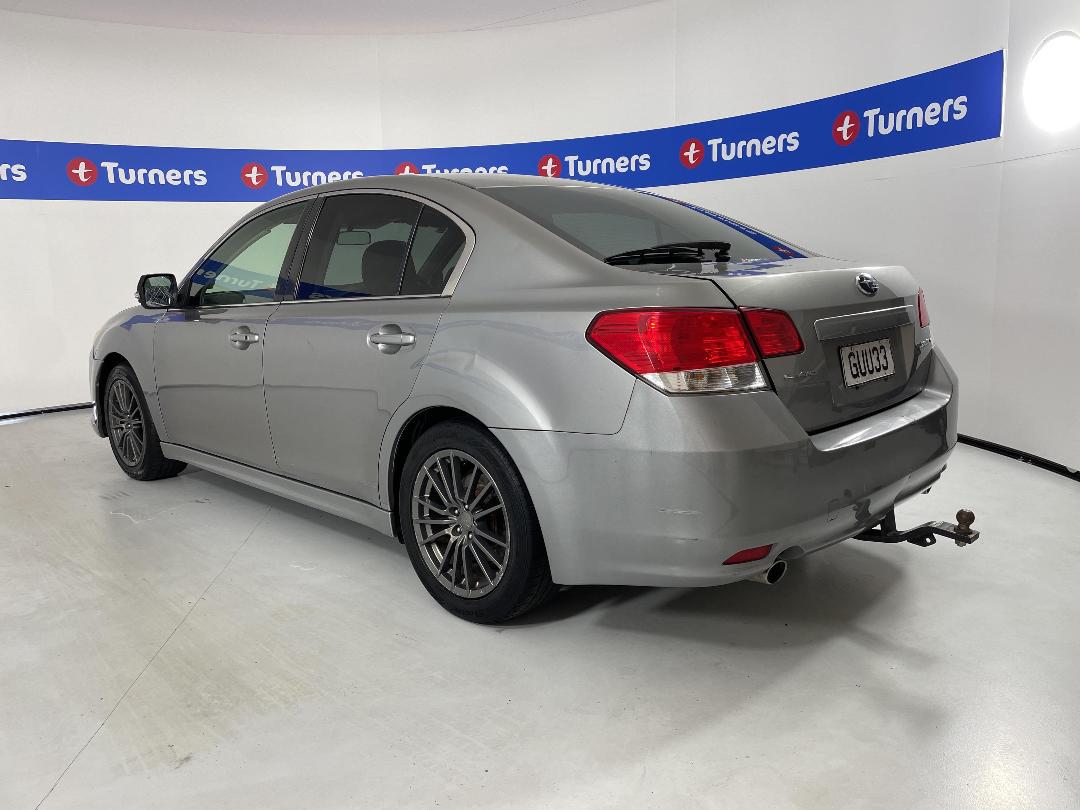 Photo '5' of Subaru Legacy