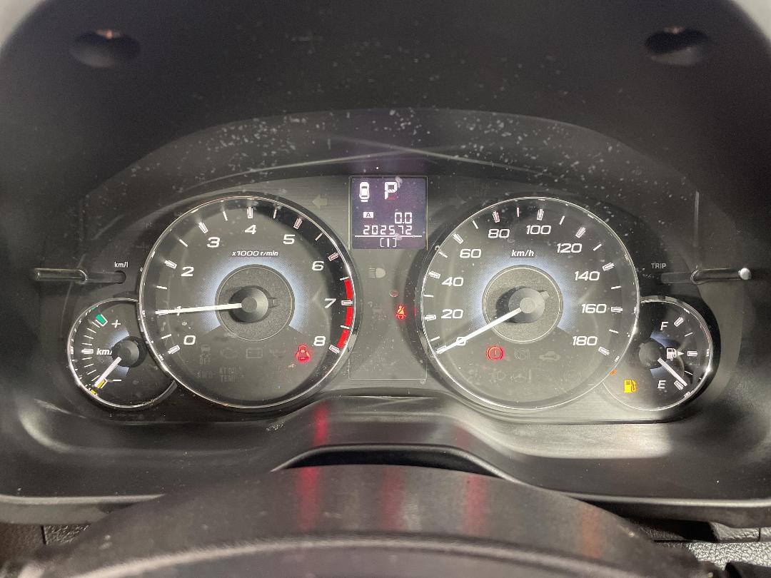 Photo '21' of Subaru Legacy