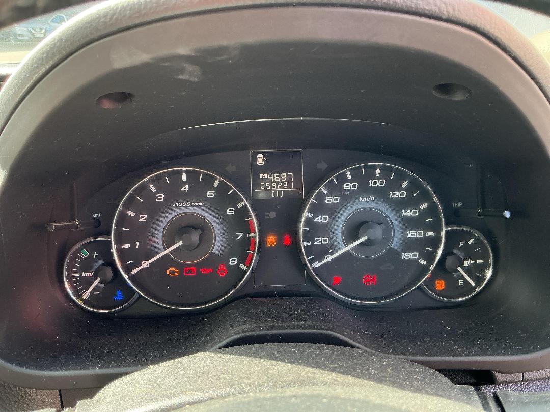 Photo '16' of Subaru Legacy