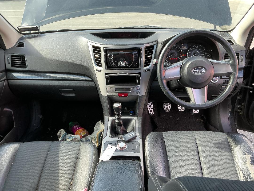 Photo '19' of Subaru Legacy