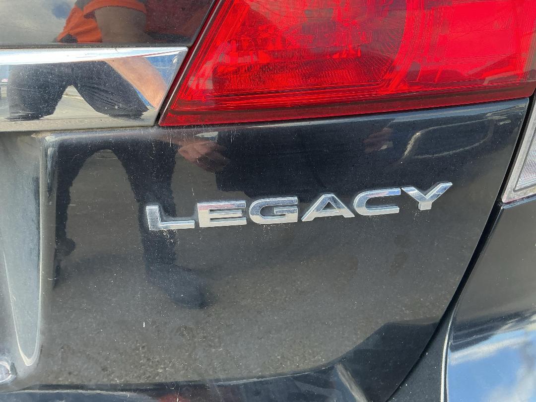 Photo '25' of Subaru Legacy