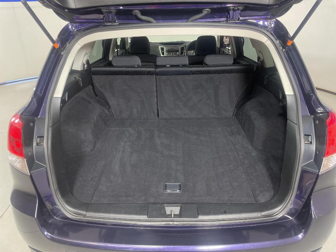 Photo '14' of Subaru Legacy Photo '14' of Subaru Legacy