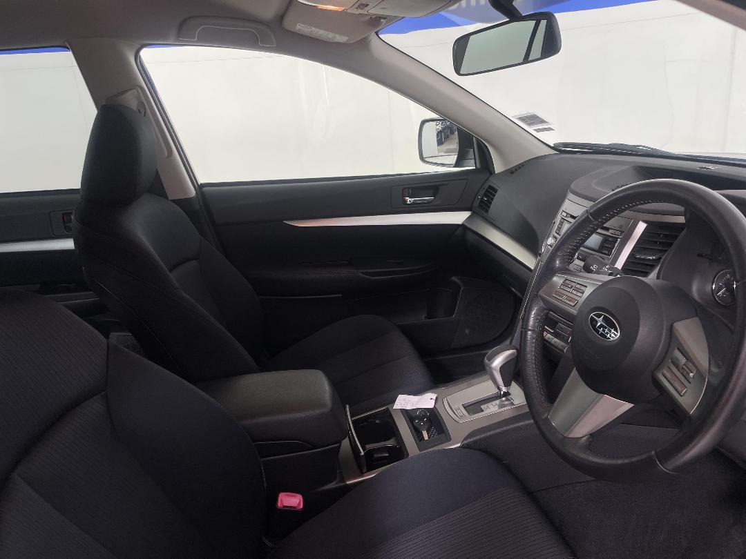 Photo '16' of Subaru Legacy Photo '16' of Subaru Legacy