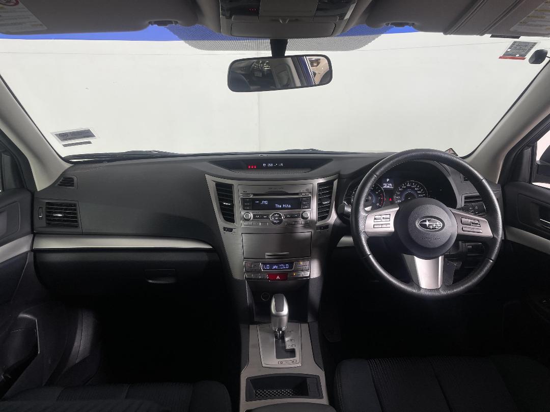 Photo '17' of Subaru Legacy Photo '17' of Subaru Legacy