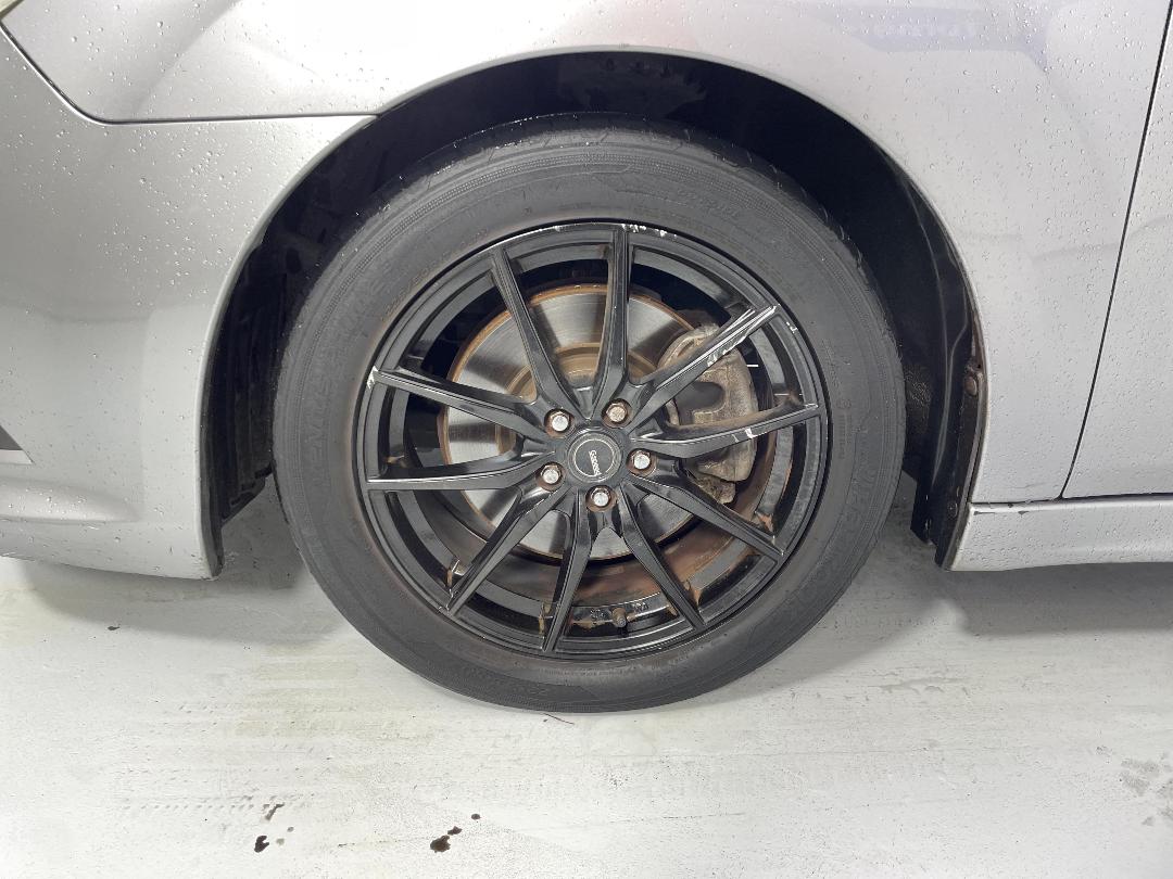 Photo '10' of Subaru Legacy Photo '10' of Subaru Legacy