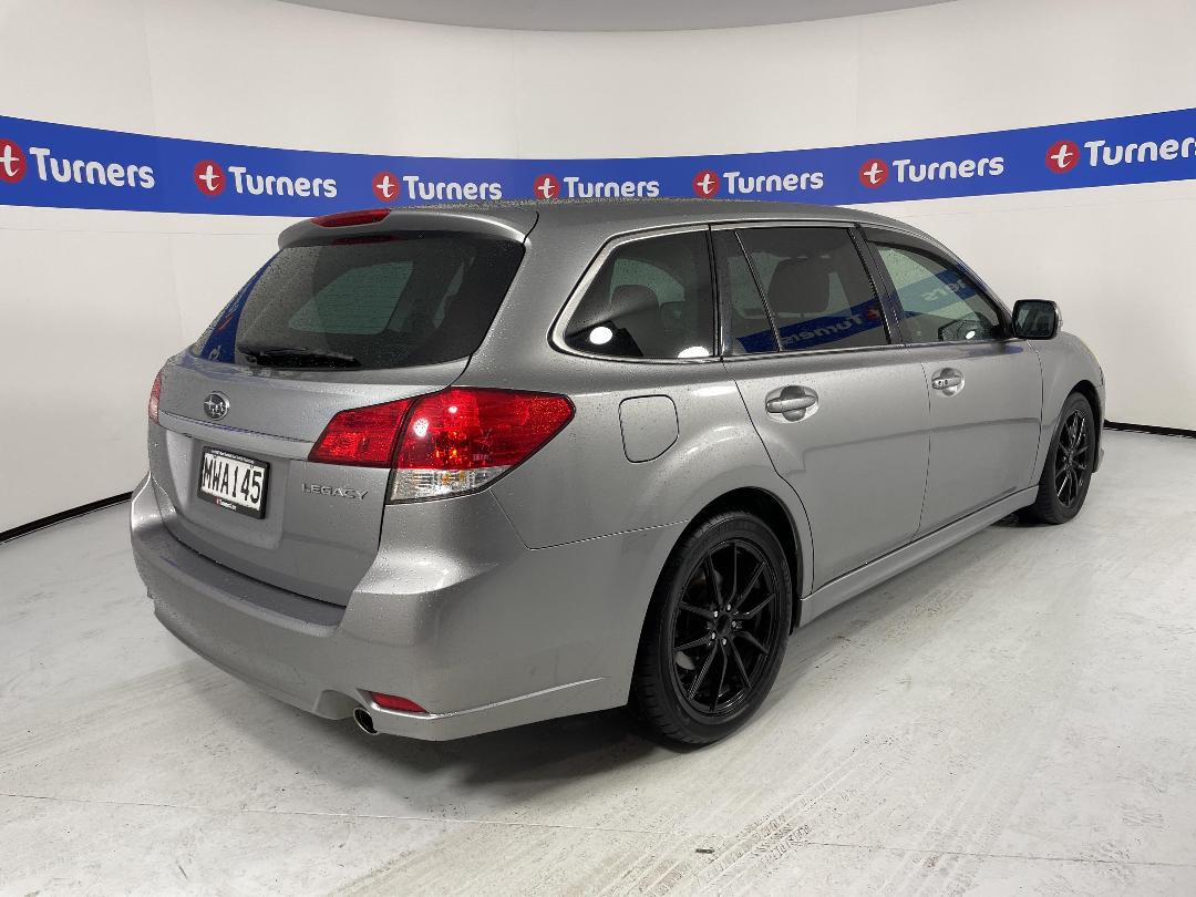 Photo '7' of Subaru Legacy Photo '7' of Subaru Legacy