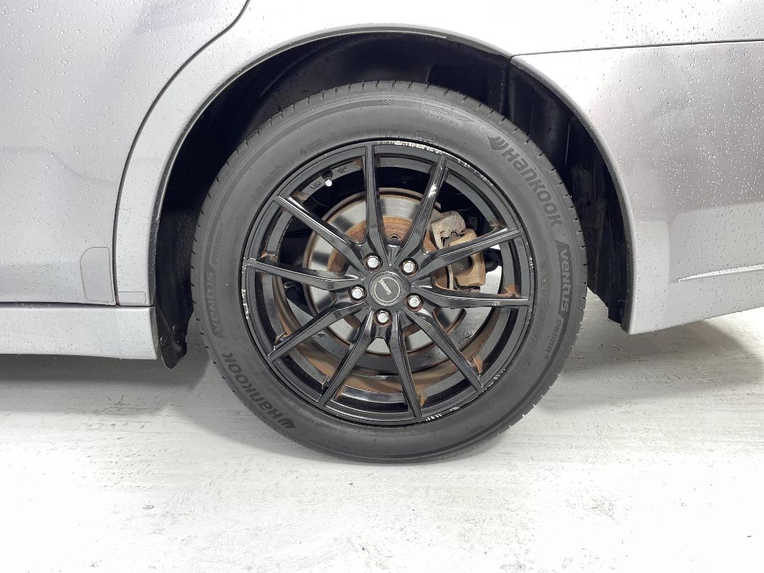 Photo '11' of Subaru Legacy Photo '11' of Subaru Legacy