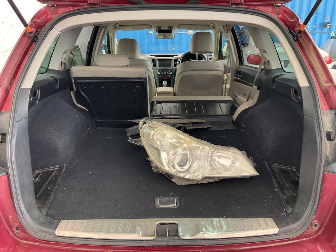 Photo '7' of Subaru Legacy Outback Photo '7' of Subaru Legacy Outback