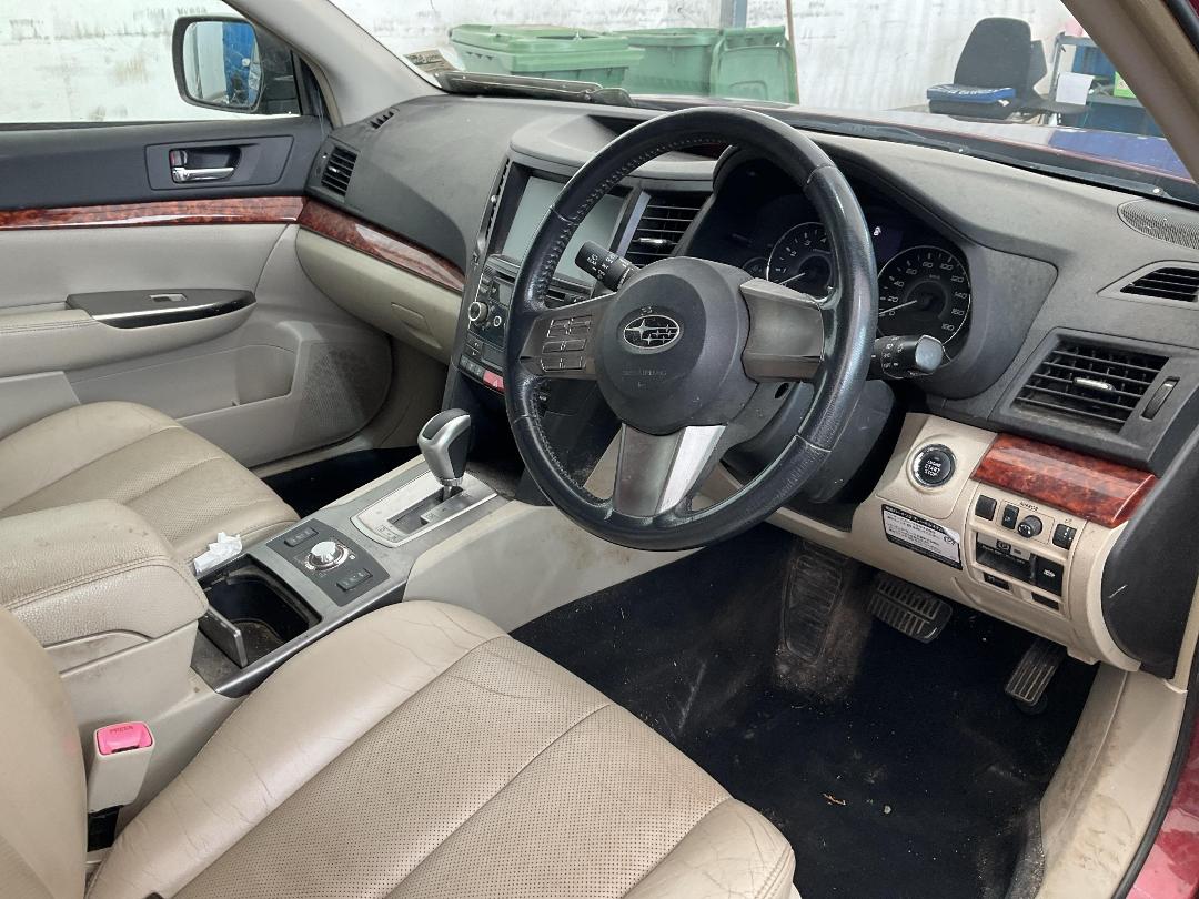 Photo '9' of Subaru Legacy Outback Photo '9' of Subaru Legacy Outback