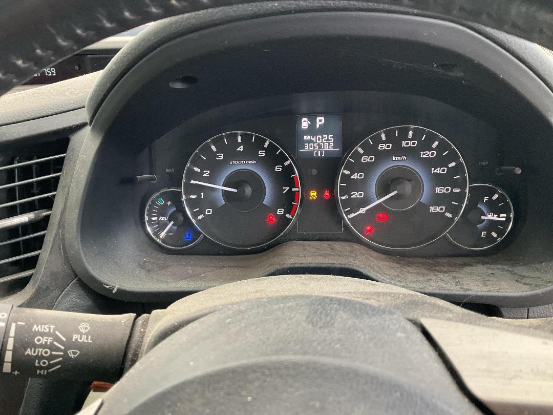 Photo '10' of Subaru Legacy Outback Photo '10' of Subaru Legacy Outback