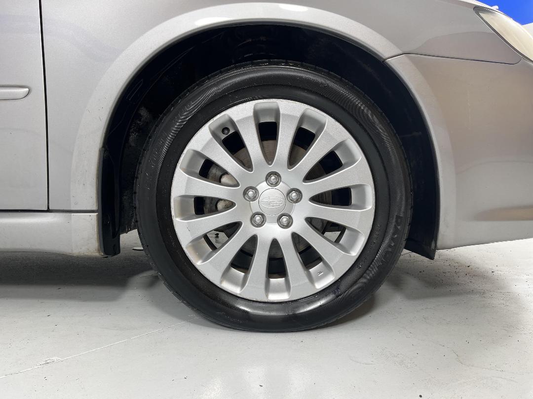 Photo '9' of Subaru Legacy Photo '9' of Subaru Legacy