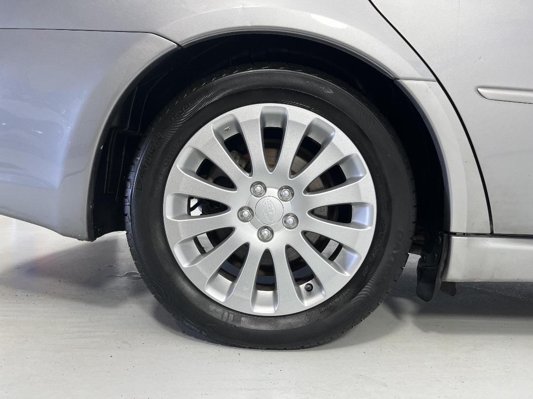 Photo '12' of Subaru Legacy Photo '12' of Subaru Legacy