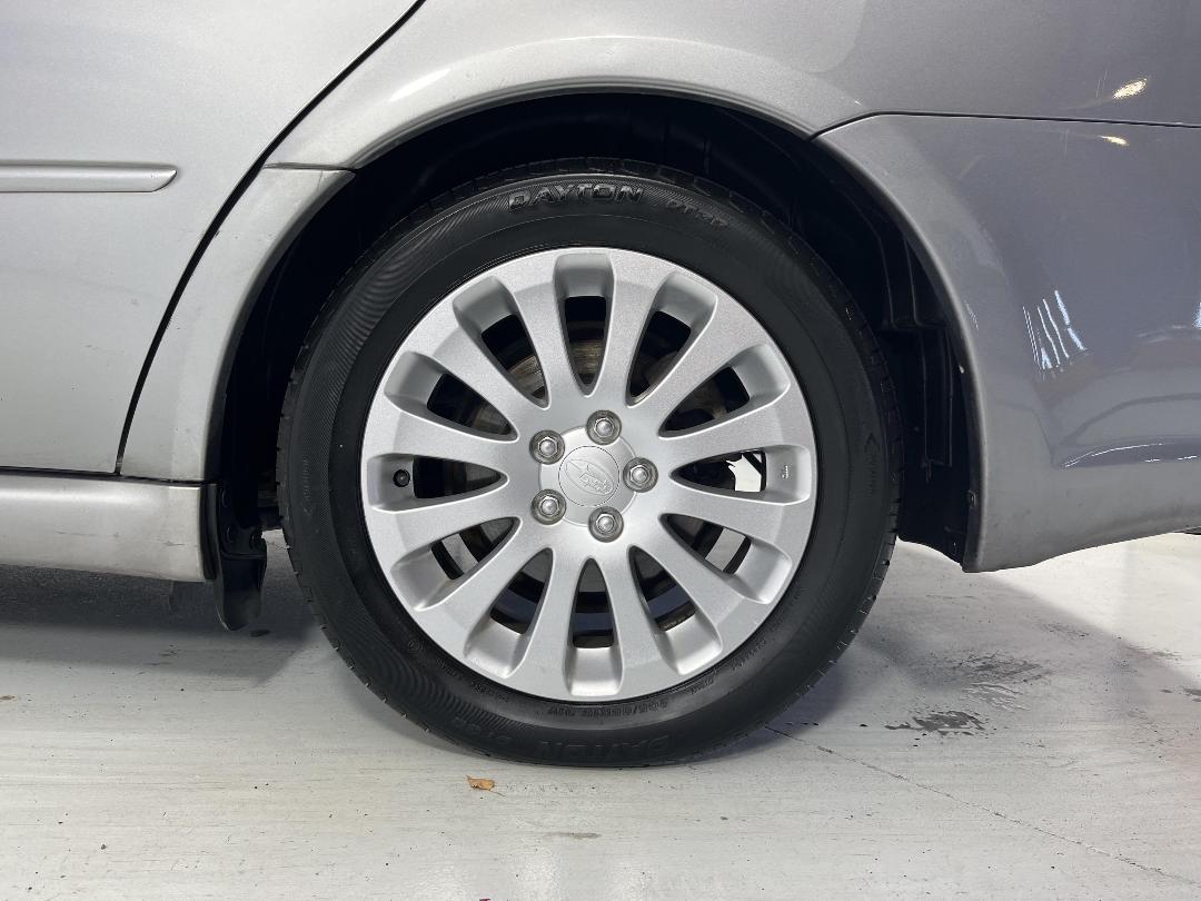 Photo '11' of Subaru Legacy Photo '11' of Subaru Legacy