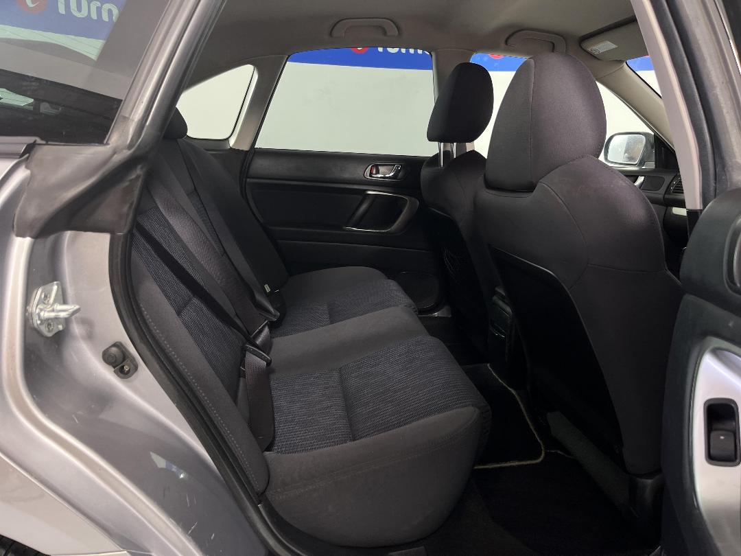 Photo '20' of Subaru Legacy Photo '20' of Subaru Legacy