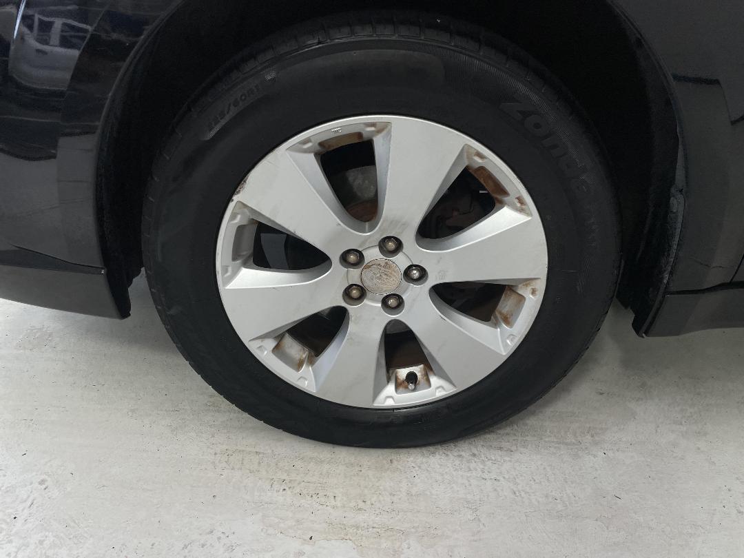 Photo '10' of Subaru Legacy