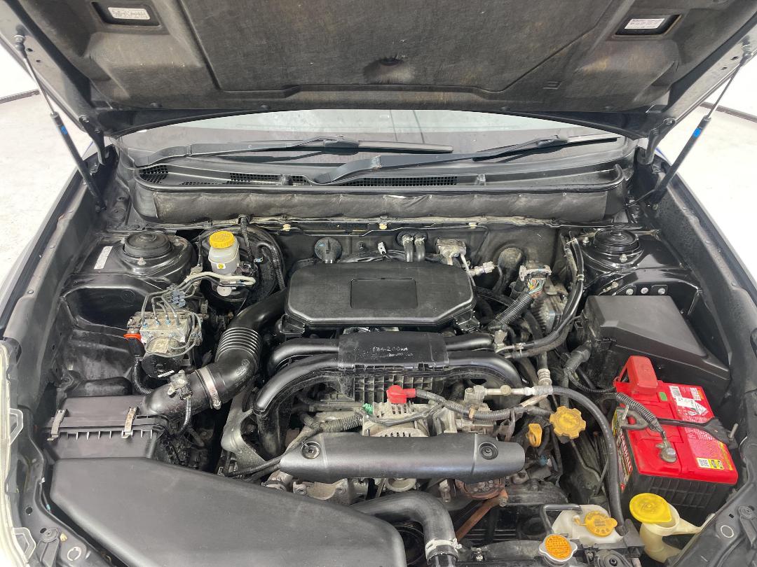 Photo '13' of Subaru Legacy