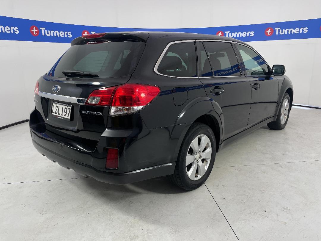 Photo '7' of Subaru Legacy